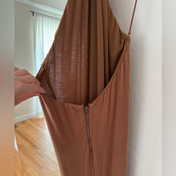 Alicia & Olivia Amaya Halter Dress - Picture 5 of 8